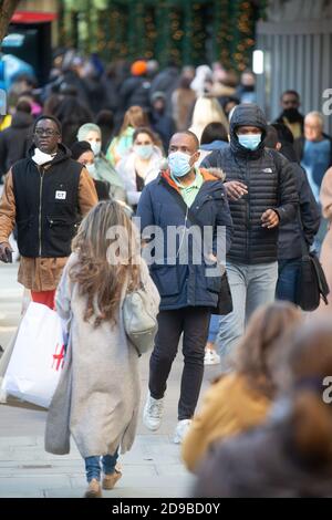 London, UK. 4th Nov, 2020. Oxford Street is very busy as people shop before the whole of England goes into Lockdown from 12.01 am on 5th November. Credit: Mark Thomas/Alamy Live News Stock Photo