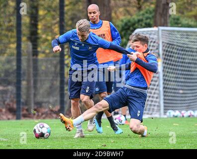 Marco Thiede (KSC) in duels, duel versus Marvin Wanitzek (KSC)/r. GES/Football/2. Bundesliga: Karlsruher SC - Training, 04.11.2020 Football/Soccer: 2. Bundesliga: KSC Training session, Karlsruhe, November 04, 2020 | usage worldwide Stock Photo