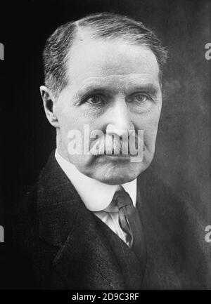 ANDREW BONAR LAW (1858-1923) British Conservative politician about 1924 Stock Photo