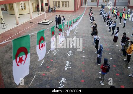 Algiers. 4th Nov, 2020. Algerian students attend a class at a school in