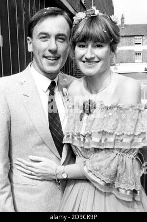 ACTOR CHRISTOPHER TIMOTHY MARRIES ANNIE SWATTON AT CHICHESTER REGISTRY OFFICE. 1982 Stock Photo