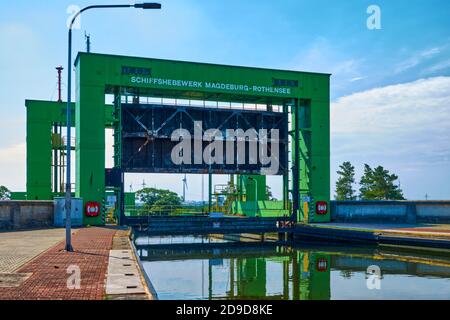 Gate of a ship lift with the German inscription Schifs'fshebewerk Magdeburg-Rothensee, elevator for ships in the canal Stock Photo