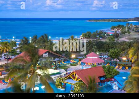 Cuba, Holguin Province, Playa Guardalvaca, View over Brisas Hotel swimming pool Stock Photo