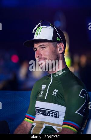 Mark Cavendish being interviewed. Riders were taking part in the Six Day track championship at Lee Valley Velodrome, London Stock Photo