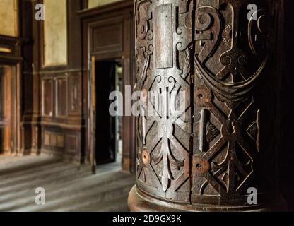 Ornate decorative woodwork in Pałac w Bożkowie / Château de Bozkow / Bozkow Palace Stock Photo