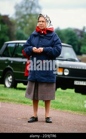 The Queen watched HRH Prince Phillip compete in the Carriage Racing. Royal Windsor Horse Show, Windsor, Berkshire. UK. May 15th 1993 Stock Photo