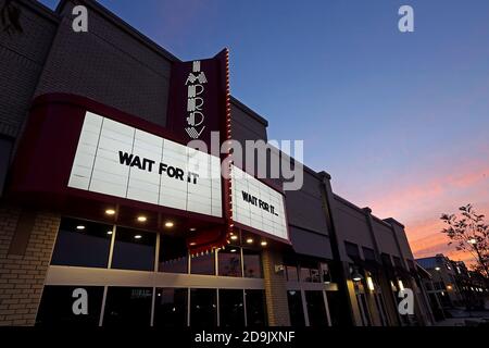 Cary, North Carolina, USA. 6th Nov, 2020. The sun rises three days after Election Day on the marquee of the Raleigh Improv in Cary, NC as the nation continues to wait for the results of the Presidential election. Credit: Bob Karp/ZUMA Wire/Alamy Live News Stock Photo