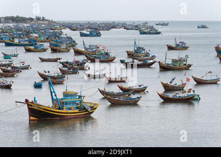 Mui ne fishemans village. Traditional Vietnamese boat in the basket shaped in Fishing village Mui Ne, Vietnam, Asia Stock Photo