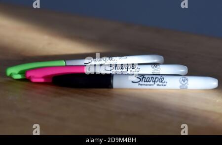 Sharpies pens hi-res stock photography and images - Alamy