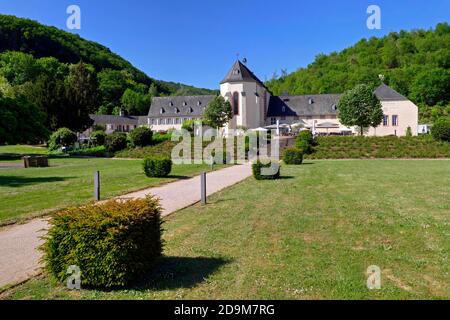 Machern Monastery near Zeltingen-Rachtig, Moselle Valley, Rhineland-Palatinate, Germany Stock Photo