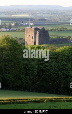 Dundonald Castle, Ayrshire, Scotland, UK Dundonald Castle is situated on a hill overlooking the village of Dundonald, between Kilmarnock and Troon in South Ayrshire, Scotland. Dundonald Castle is a fortified tower house built for Robert II on his accession to the throne of Scotland in 1371 and it was used as a royal residence by Robert II and his son Robert III. Stock Photo