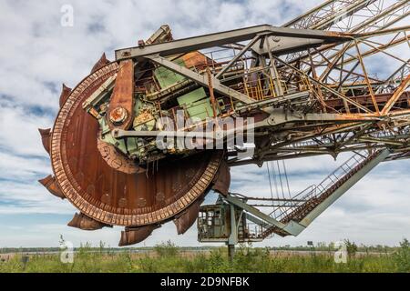 The Blue Miracle / Das Blaue Wunder / Bagger 258 giant bucket-wheel ...