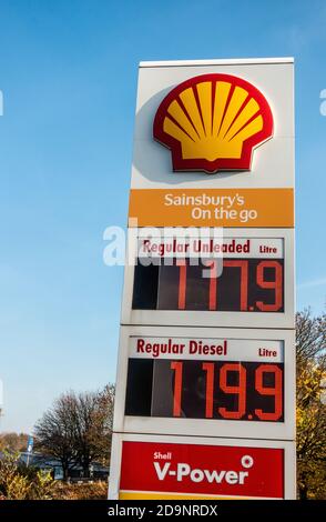 Shell Oil fuel charges shown on digital price sign Stock Photo