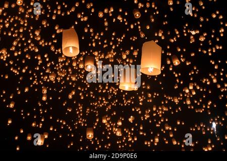 Floating asian lanterns in Yee-Peng festival ,Chiang Mai Thailand Stock Photo