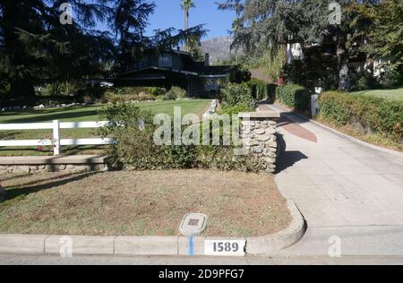 Altadena, California, USA 4th November 2020 A general view of atmosphere of Poltergeist 2 House Movie Filming Location at 1589 Homewood Drive on November 4, 2020 in Altadena, California, USA. Photo by Barry King/Alamy Stock Photo Stock Photo