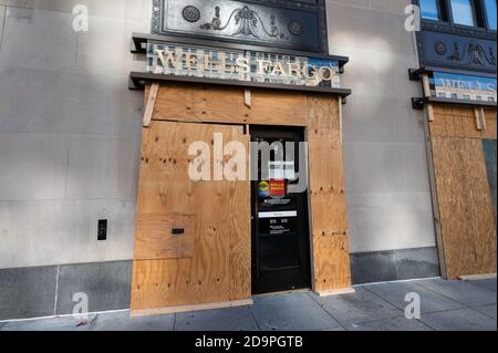 Washington, United States. 06th Nov, 2020. Boarded up Wells Fargo bank branch. Credit: SOPA Images Limited/Alamy Live News Stock Photo