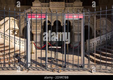 Moscow, Russia - March 28, 2020: Lock on the doors of the Central shopping center GUM on Red square a day after the government announcement to close a Stock Photo