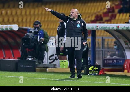 Benevento, Italy. 7th Nov, 2020. Coach Vincenzo Italiano (Spezia Calcio) during the Serie A soccer match between Benevento Calcio - Spezia Calcio, Stadio Ciro Vigorito on November 7, 2020 in Benevento Italy - Photo Emmanuele Mastrodonato/LM Credit: Emmanuele Mastrodonato/LPS/ZUMA Wire/Alamy Live News Stock Photo