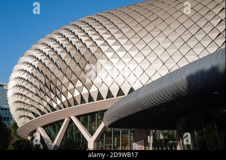 05.01.2020, Singapore, Republic of Singapore, Asia - View of the Esplanade Theatres (Theatres on the Bay), a performing arts centre at Marina Bay. Stock Photo