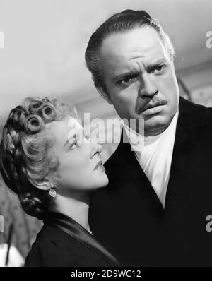 Orson Welles and Dorothy Comingore in the 1941 classic film, Citizen Kane. (USA) Stock Photo