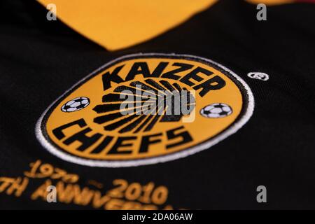 Kaizer Chiefs badge on a 40th anniversary football shirt Stock Photo ...