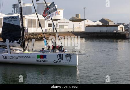 LES SABLES D'OLONNE, FRANCE - NOVEMBER 08, 2020: Jean Le Cam boat (Yes We Cam) in the channel for the start of the Vendee Globe 2020 Stock Photo