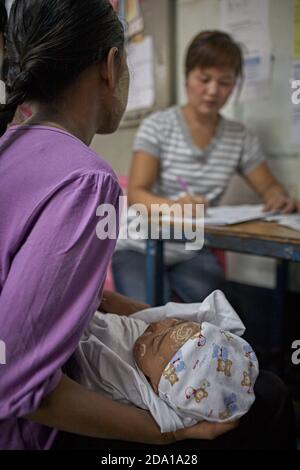 Mae Sot, Thailand. April 2012. Medical assistance to Myanmar refugees at the Mae Tao clinic. Stock Photo