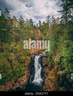 Autumn color at Moxie Falls, near The Forks, Maine Stock Photo