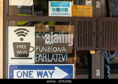 Connections at the time of the covid. The wi-fi doesn't work, talk to each other. Rome, Lazio, Italy, Europe Stock Photo