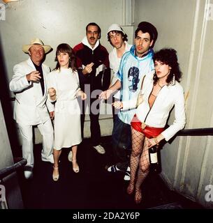 Chilly Gonzales Pre-tirement show backstage photo festuring  Feist, Louie Austen, Chilly Gonzales, Taylor Savvy, Mocky and  Peaches. 27th April 2003, Astoria 2, London, England, United Kingdom. Stock Photo