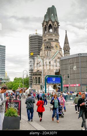 Berlin, Germany, Monday, 27th  August 2018, View, Kaiser Wilhelm Memorial Church, Breitscheidplatz,  © Peter SPURRIER  27/08/2018 Stock Photo