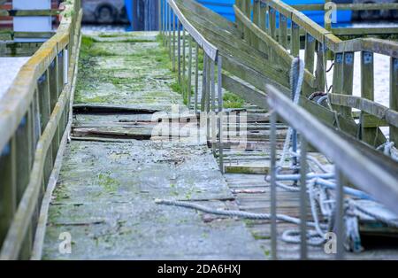 Freest, Germany. 05th Nov, 2020. A broken jetty in the harbour of Freest. Credit: Jens Büttner/dpa-Zentralbild/ZB/dpa/Alamy Live News Stock Photo