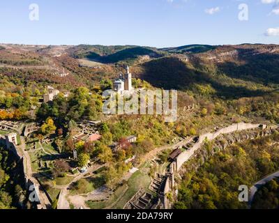 Aerial view of Ruins of The capital city of the Second Bulgarian Empire medieval stronghold Tsarevets, Veliko Tarnovo, Bulgaria Stock Photo