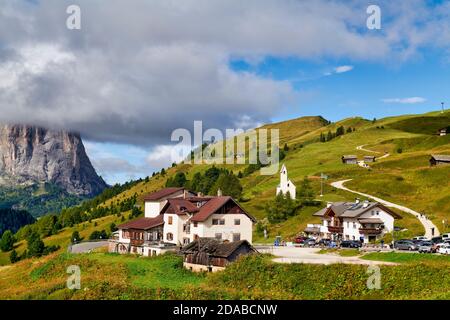 Passo Gardena (2136m). South Tyrol Italy Stock Photo