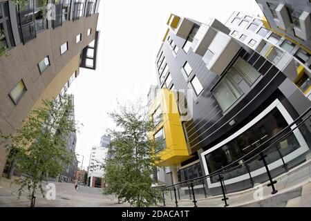 Manchester cityscape incorporating the CIS tower building, the Crowne Plaza and Holiday Inn Express hotels and the PORTER + cole bar/cafe. Stock Photo