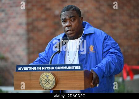 Tracy Morgan delivers remarks at the opening of the Marcy Houses Community Center on November 6, 2020 in Brooklyn, New York. Stock Photo