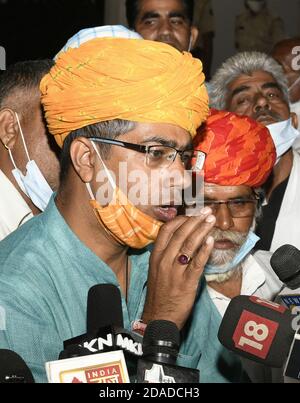 Jaipur, Rajasthan, India, Nov. 11, 2020: Gurjar community leader Colonel Kirori Singh Bainsla's son Vijay Bainsla addresses media outside CMR in Jaipur. Gurjar agitation, which led to disruption of train services and road blockades in Rajasthan, called off. Gurjars have been agitating over their demands from November 1, 2020. Community demanding that Gehlot government included Gurjar reservation in Ninth Schedule of Constitution. Credit: Sumit Saraswat/Alamy Live News Stock Photo