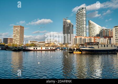 Poplar Dock Marina, London UK, 12th November 2020 Stock Photo