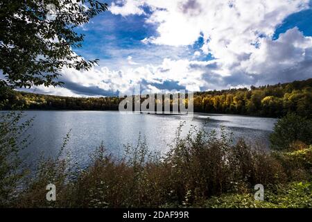 Pulvermaar lake in the Vulkan Eifel Stock Photo