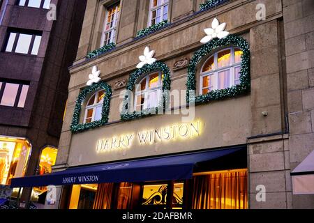 Harry sale winston brand