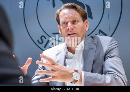 Hanover, Germany. 19th Sep, 2018. Nikolai Setzer, Member of the Executive Board, Continental AG, speaks during an interview at the IAA in Hanover. Nikolai Setzer becomes the new Chief Executive Officer of Continental. Credit: Peter Steffen/dpa/Alamy Live News Stock Photo