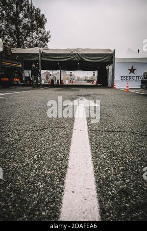 Turin Italy 12th Nov Italian Army Soldiers Are Seen At The Building Site Of A Rapid Antigen Test Spot Outside The Juventus Allianz Stadium In Turin Italy Nov 12 The