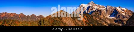 Mt Shuksan in the Cascade range, North Cascades National Park, in Whatcom County, Washington State Stock Photo