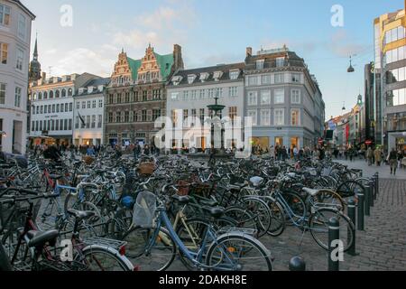 Copenhagen, Denamrk- October 22 2006 : The streets of beautidul city of Copenhagen Stock Photo