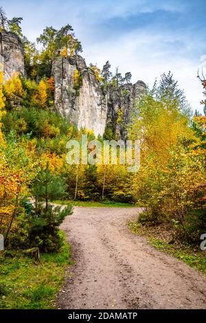 Sandstone rock formations in Prachovske skaly Stock Photo - Alamy