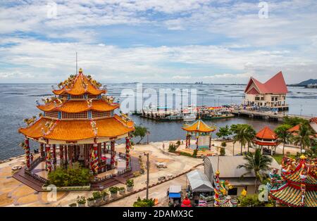 Koh Loy temple in Siracha Thailand Stock Photo