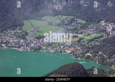 Close up of St. Gilgen with Lake Wolfgang, seen from the Schafberg Stock Photo