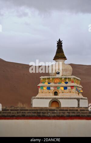 White pagoda-Badain Jaran Temple-Sumu Jaran Lake. Badain Jaran Desert-Inner Mongolia-China-1114 Stock Photo