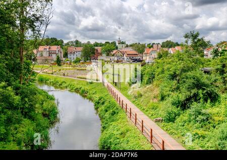 DOBRE MIASTO, WARMIAN-MAZURIAN PROVINCE, POLAND; ger. Guttstadt, Town panorama by the riverbank of Lyna (ger. Alle). Stock Photo