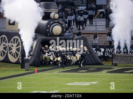 West Lafayette, Indiana, USA. 14th Nov, 2020. Purdue takes the field prior to NCAA football game action between the Northwestern Wildcats and the Purdue Boilermakers at Ross-Ade Stadium in West Lafayette, Indiana. Northwestern defeated Purdue 27-20. John Mersits/CSM/Alamy Live News Stock Photo